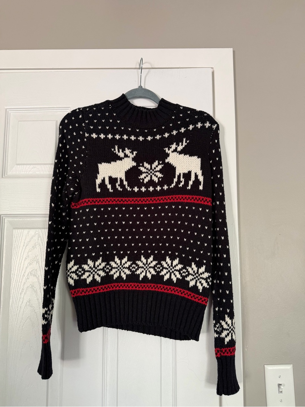 Abercrombie and Fitch A&F Vintage Deer Holiday Snowflake Sweater Christmas Cozy